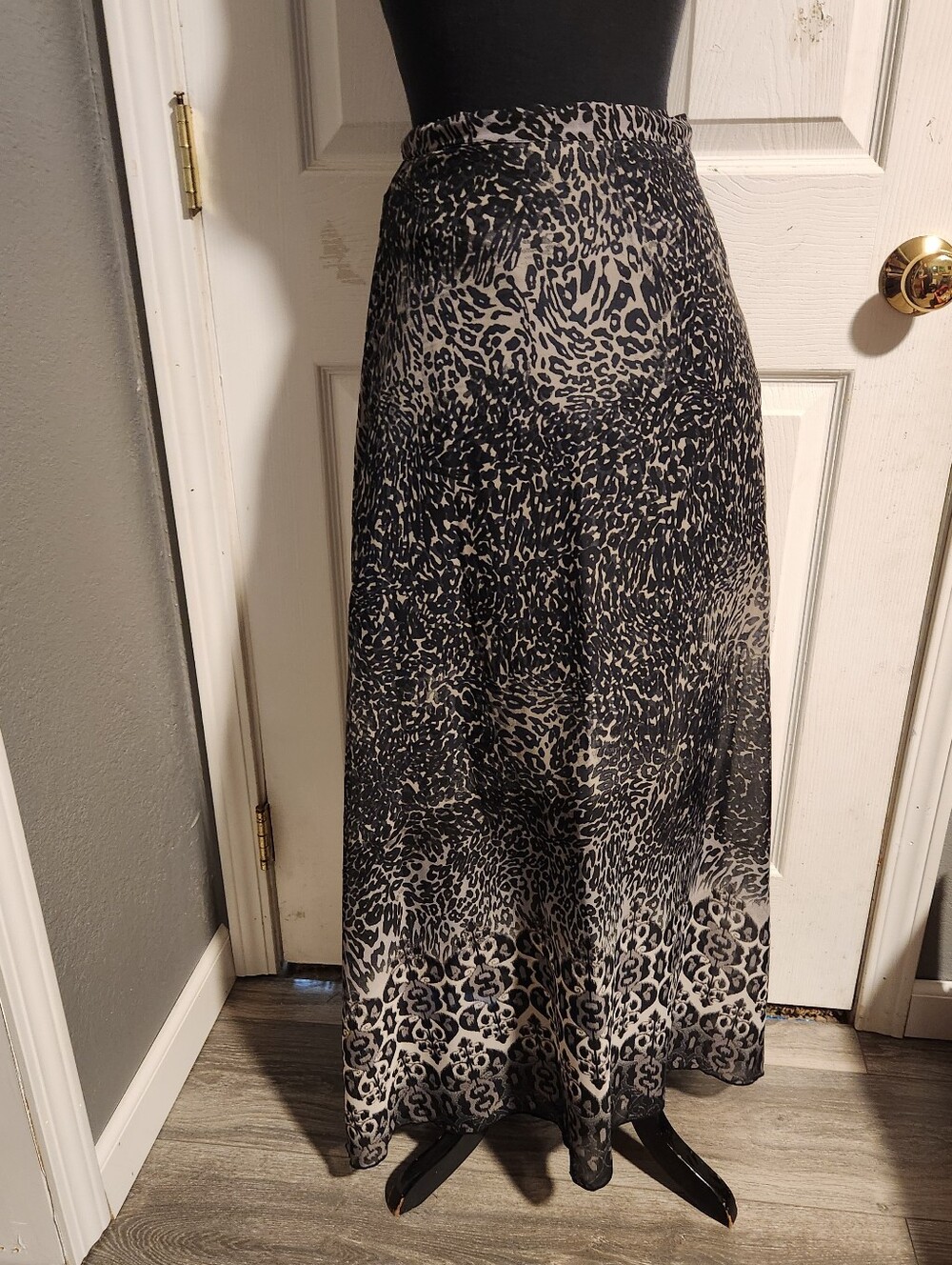 Woman's Large One World live & let live Black and Gray Leopard-Print Maxi Skirt